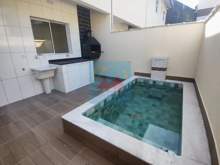 Foto 1 de Sobrado com 2 quartos à venda, 81m2 em Agenor de Campos, Mongagua - SP