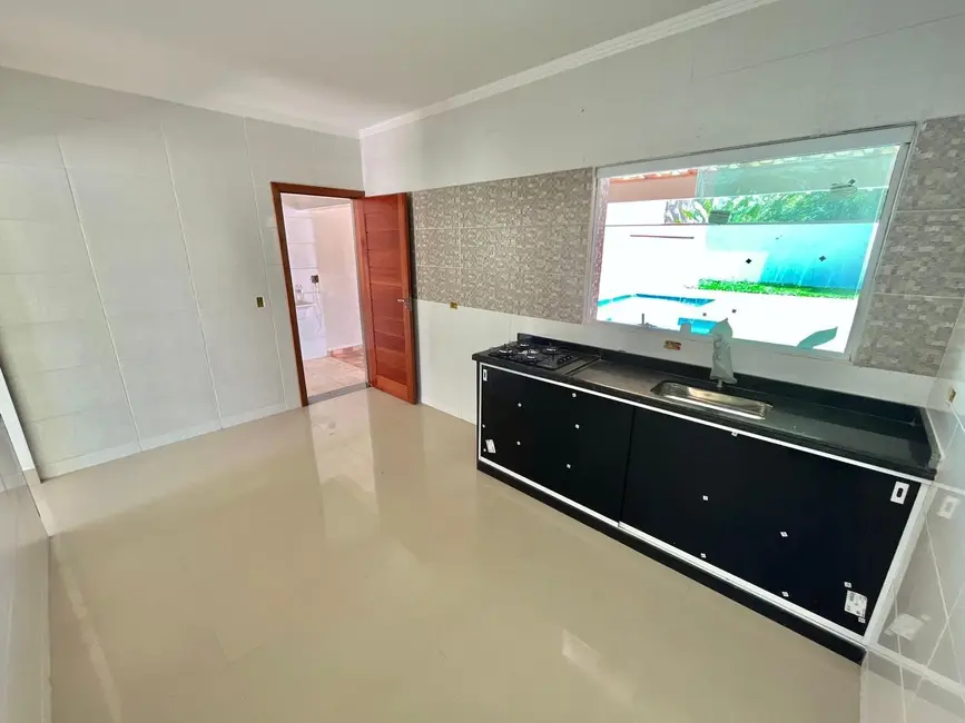 Foto 8 de Sobrado com 2 quartos à venda, 90m2 em Itanhaem - SP