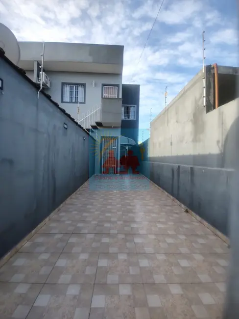 Foto 1 de Casa com 2 quartos à venda, 78m2 em Itanhaem - SP