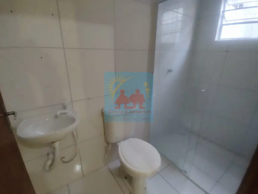 Foto 9 de Casa com 2 quartos à venda, 78m2 em Itanhaem - SP