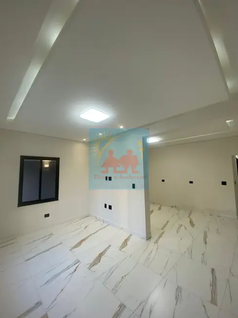 Foto 8 de Casa com 2 quartos à venda, 104m2 em Tupi, Praia Grande - SP