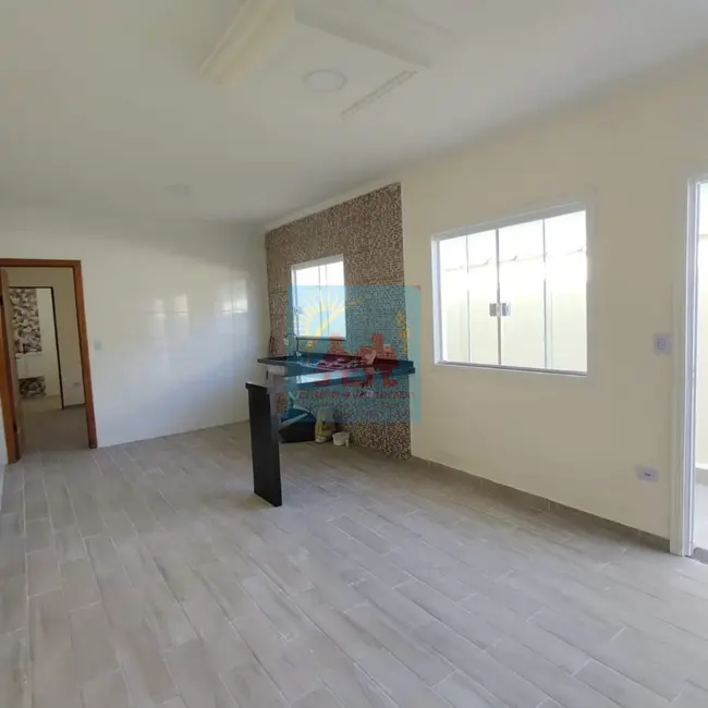 Foto 2 de Casa com 2 quartos à venda, 60m2 em Mongagua - SP