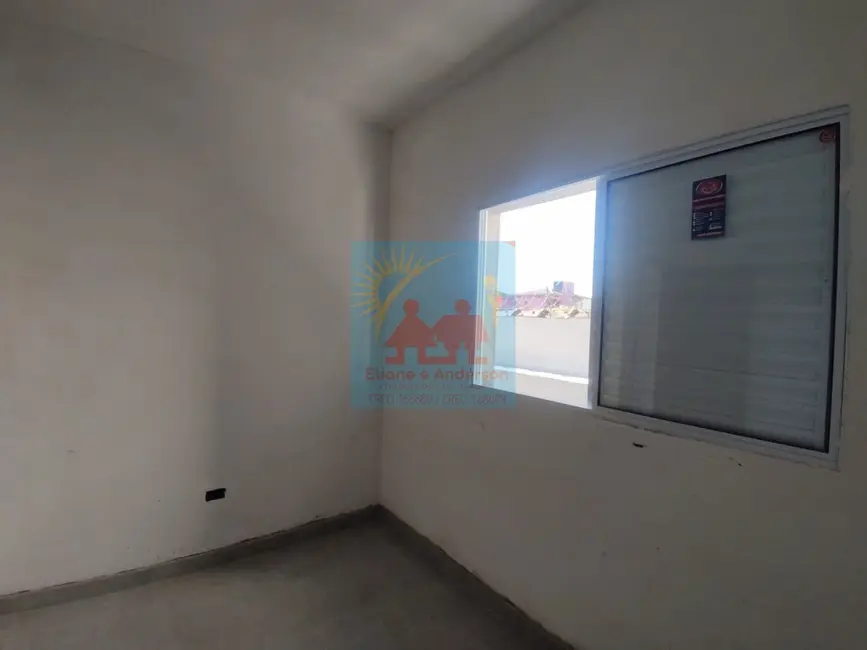 Foto 6 de Casa com 2 quartos à venda, 53m2 em Itanhaem - SP