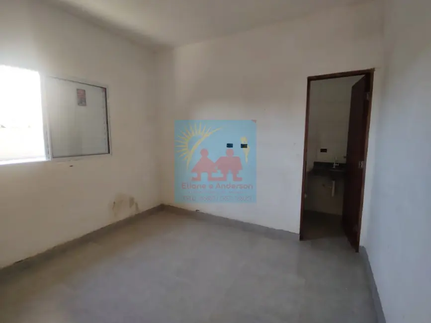 Foto 7 de Casa com 2 quartos à venda, 53m2 em Itanhaem - SP