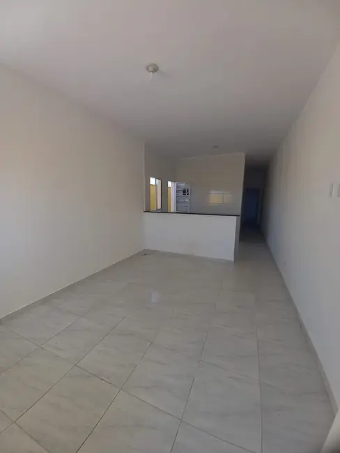 Foto 3 de Casa com 2 quartos à venda, 63m2 em Itanhaem - SP
