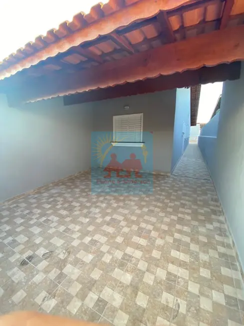 Foto 2 de Casa com 3 quartos à venda, 90m2 em Mongagua - SP