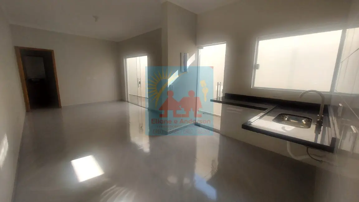 Foto 4 de Casa com 3 quartos à venda, 83m2 em Itanhaem - SP