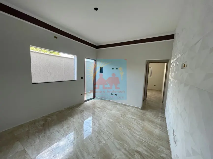 Foto 6 de Casa com 2 quartos à venda, 71m2 em Itanhaem - SP