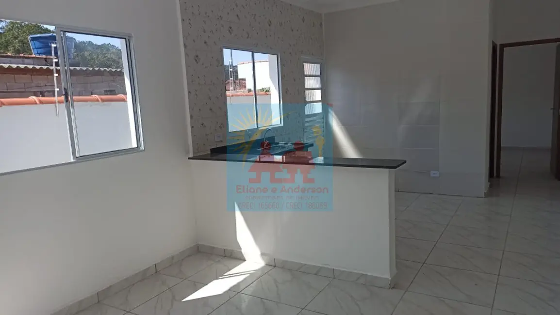 Foto 3 de Casa com 2 quartos à venda, 55m2 em Itanhaem - SP