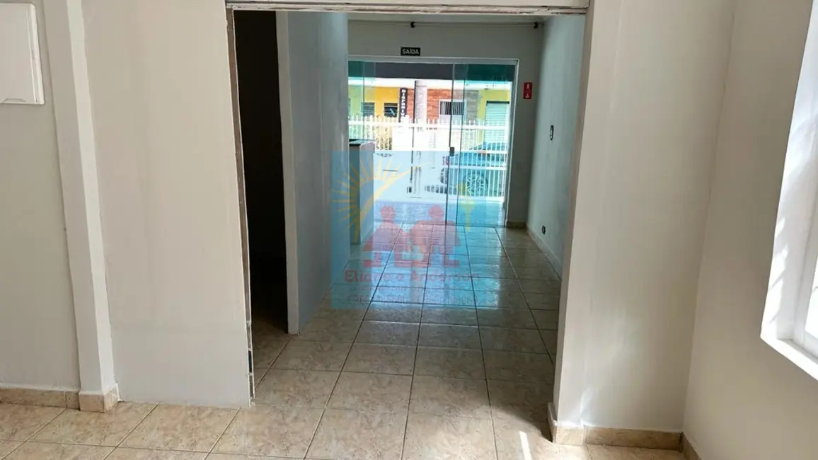 Sala Comercial para alugar, 156m2 em Centro, Mongagua - SP - imagem 3 Foto 3 de Sala Comercial para alugar, 156m2 em Centro, Mongagua - SP