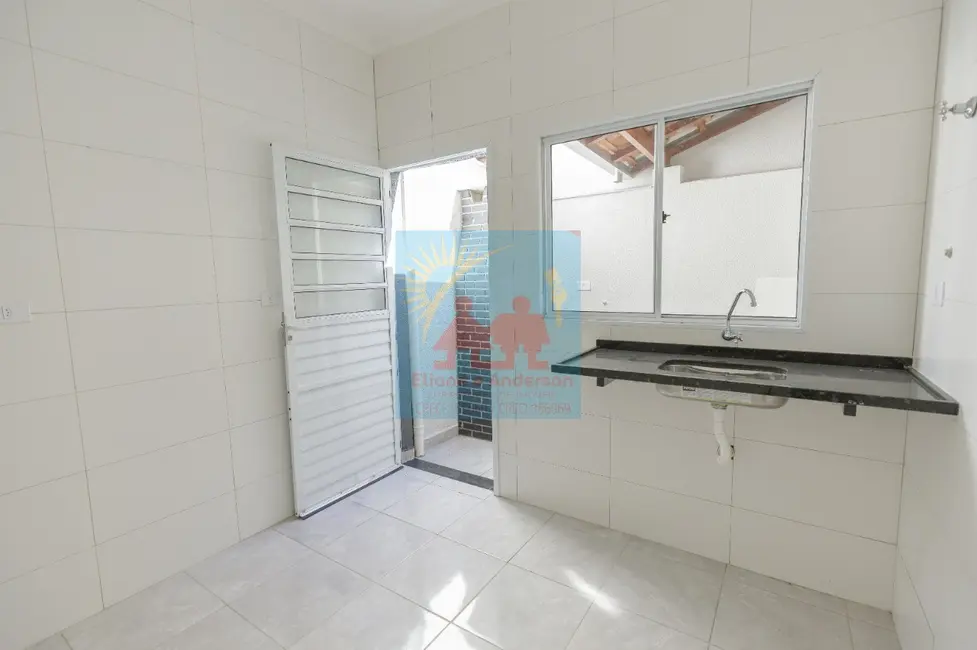 Casa com 2 quartos à venda, 62m2 em Melvi, Praia Grande - SP - imagem 5 Foto 5 de Casa com 2 quartos à venda, 62m2 em Melvi, Praia Grande - SP