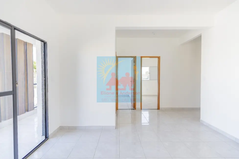 Casa com 2 quartos à venda, 75m2 em Melvi, Praia Grande - SP - imagem 3 Foto 3 de Casa com 2 quartos à venda, 75m2 em Melvi, Praia Grande - SP