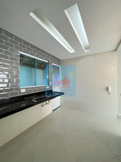 Foto 6 de Casa com 2 quartos à venda, 53m2 em Maracanã, Praia Grande - SP