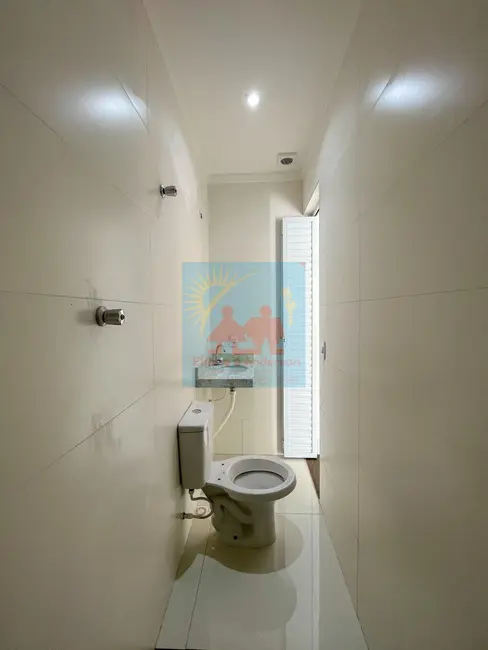 Foto 3 de Casa com 2 quartos à venda, 53m2 em Maracanã, Praia Grande - SP