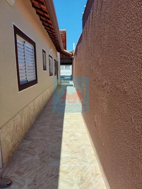 Foto 4 de Casa com 2 quartos à venda, 80m2 em Agenor de Campos, Mongagua - SP