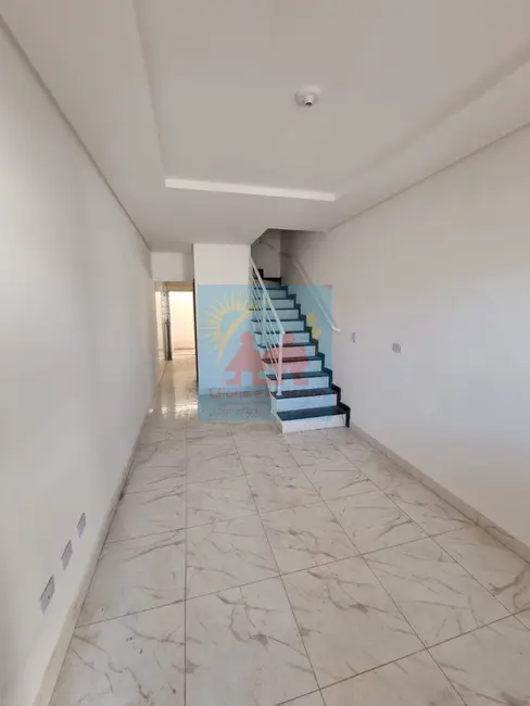 Foto 2 de Sobrado com 2 quartos à venda, 80m2 em Real, Praia Grande - SP