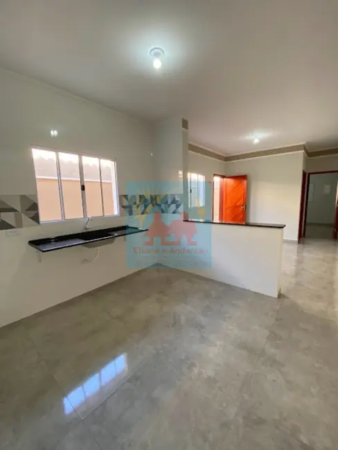 Foto 6 de Casa com 2 quartos à venda, 84m2 em Mongagua - SP