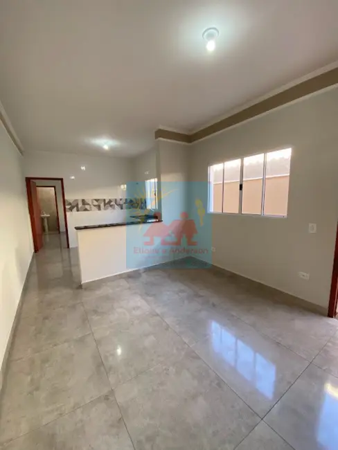 Foto 5 de Casa com 2 quartos à venda, 84m2 em Mongagua - SP