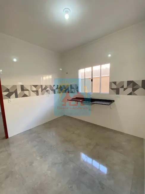 Foto 7 de Casa com 2 quartos à venda, 84m2 em Mongagua - SP