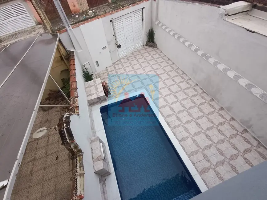 Foto 1 de Sobrado com 3 quartos à venda, 98m2 em Mongagua - SP