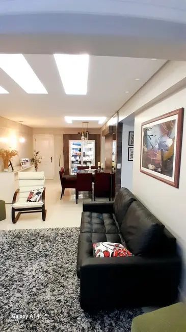 Apartamento com 2 quartos para alugar, 86m2 em Centro, Balneario Camboriu - SC - imagem 5 Foto 5 de Apartamento com 2 quartos para alugar, 86m2 em Centro, Balneario Camboriu - SC