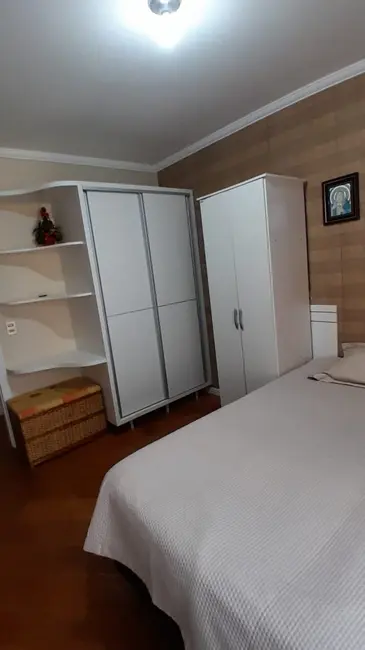 Apartamento com 4 quartos para alugar, 90m2 em Centro, Balneario Camboriu - SC - imagem 5 Foto 5 de Apartamento com 4 quartos para alugar, 90m2 em Centro, Balneario Camboriu - SC