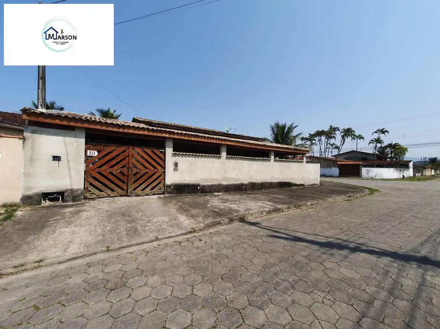 Foto 2 de Casa com 3 quartos à venda, 137m2 em Pontal de Santa Marina, Caraguatatuba - SP