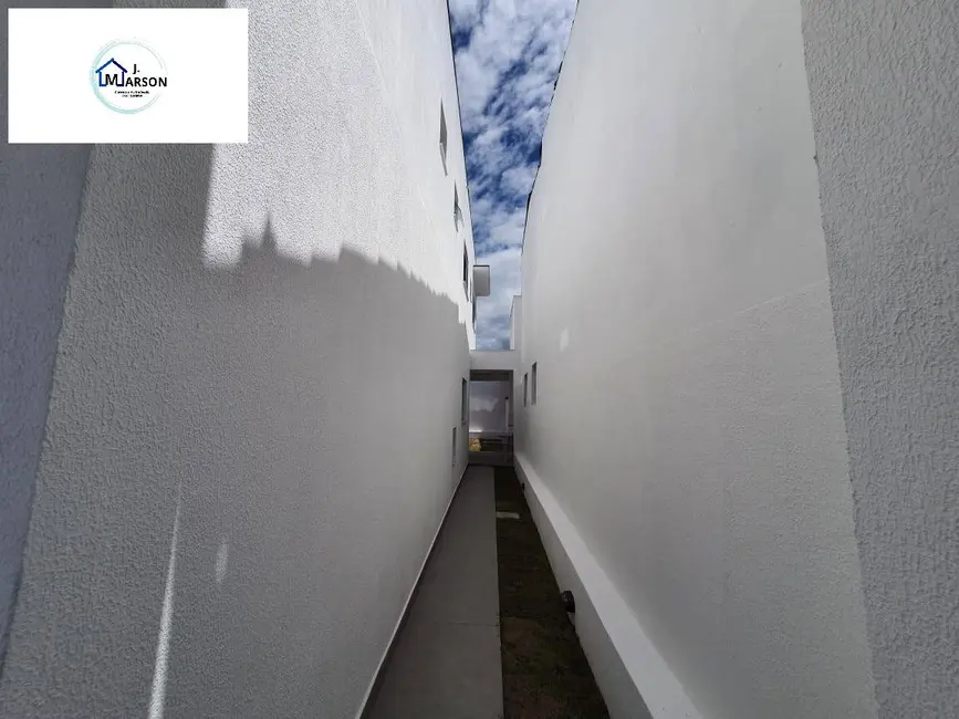 Foto 5 de Sobrado com 3 quartos à venda, 103m2 em Caraguatatuba - SP