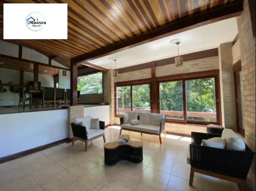 Casa com 5 quartos à venda, 501m2 em Ubatuba - SP - imagem 9 Foto 9 de Casa com 5 quartos à venda, 501m2 em Ubatuba - SP