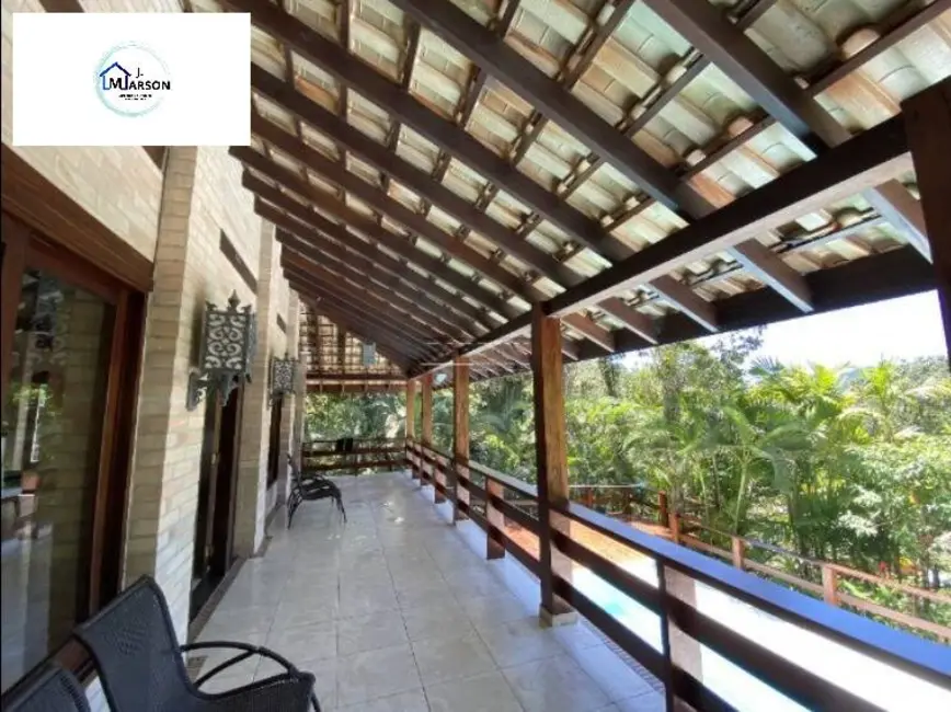 Casa com 5 quartos à venda, 501m2 em Ubatuba - SP - imagem 4 Foto 4 de Casa com 5 quartos à venda, 501m2 em Ubatuba - SP