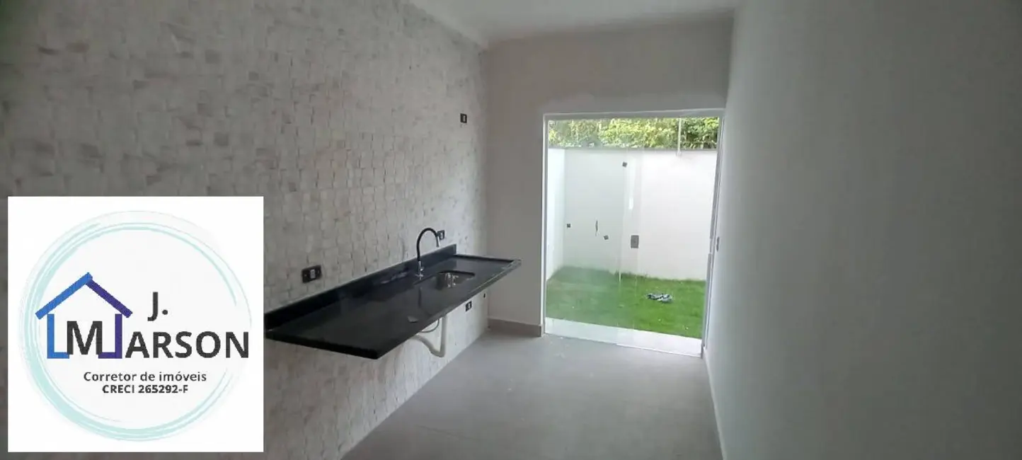 Foto 9 de Sobrado com 3 quartos à venda, 153m2 em Balneário Gardem Mar, Caraguatatuba - SP