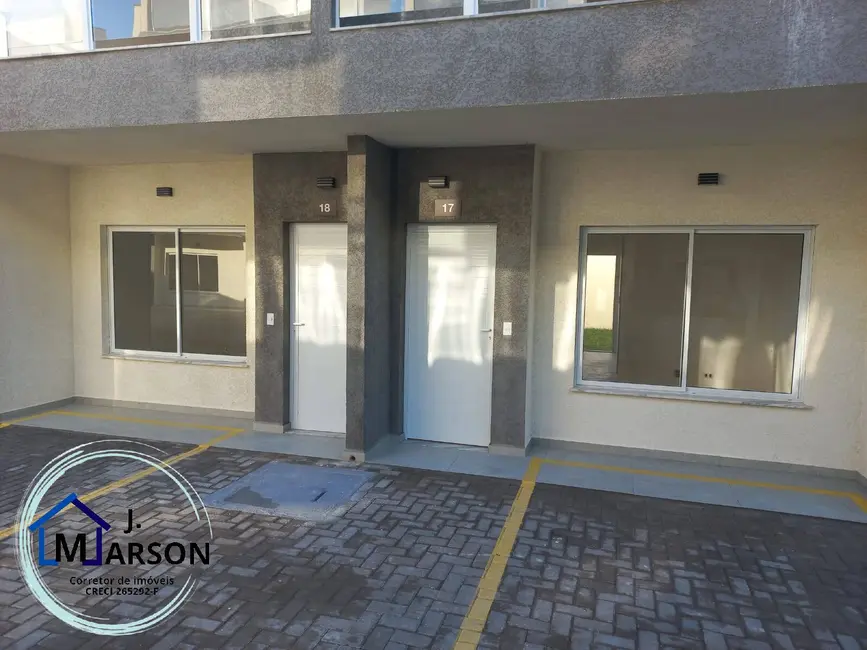 Foto 8 de Casa com 2 quartos à venda, 84m2 em Centro, Caraguatatuba - SP