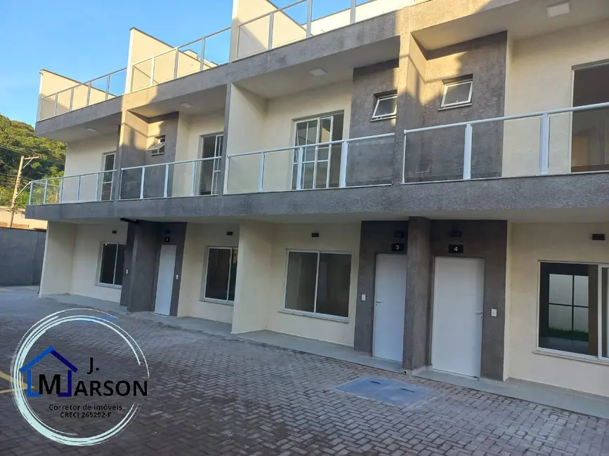 Foto 6 de Casa com 2 quartos à venda, 84m2 em Centro, Caraguatatuba - SP