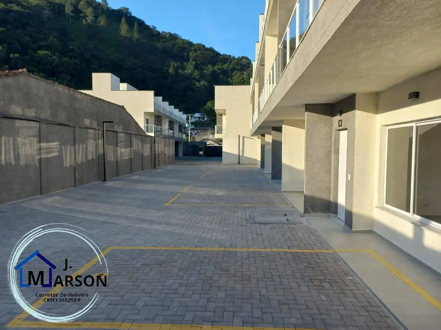 Foto 4 de Casa com 2 quartos à venda, 84m2 em Centro, Caraguatatuba - SP