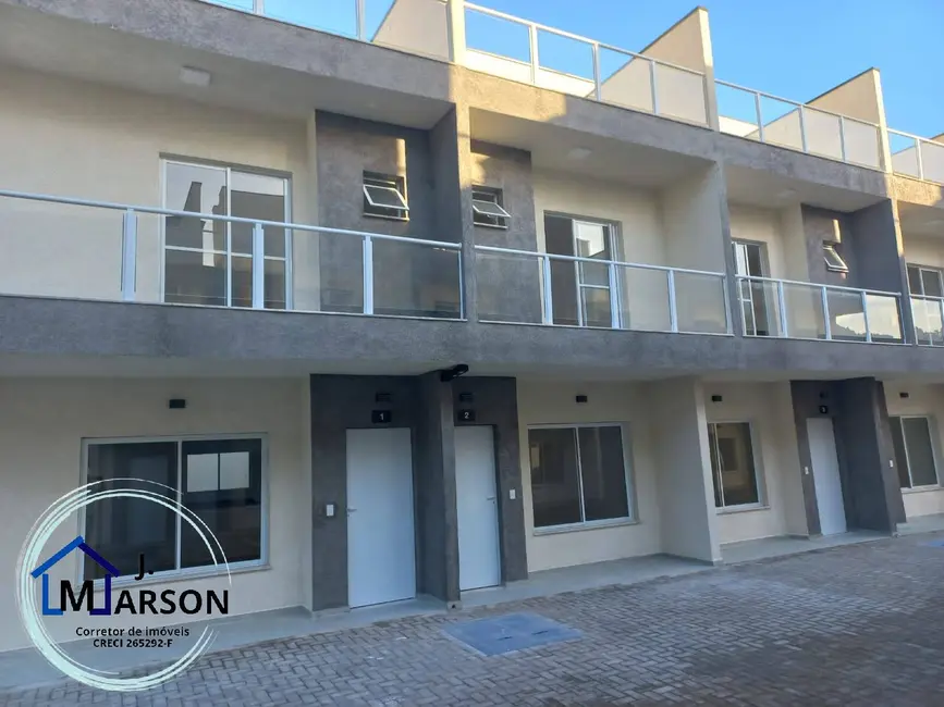 Foto 3 de Casa com 2 quartos à venda, 84m2 em Centro, Caraguatatuba - SP