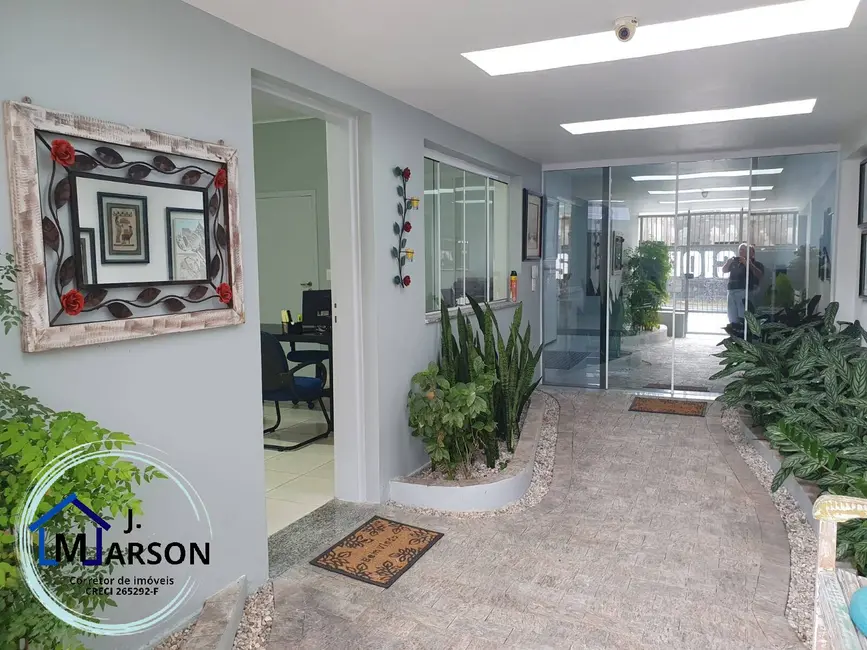 Foto 1 de Sala Comercial para alugar, 100m2 em Centro, Caraguatatuba - SP