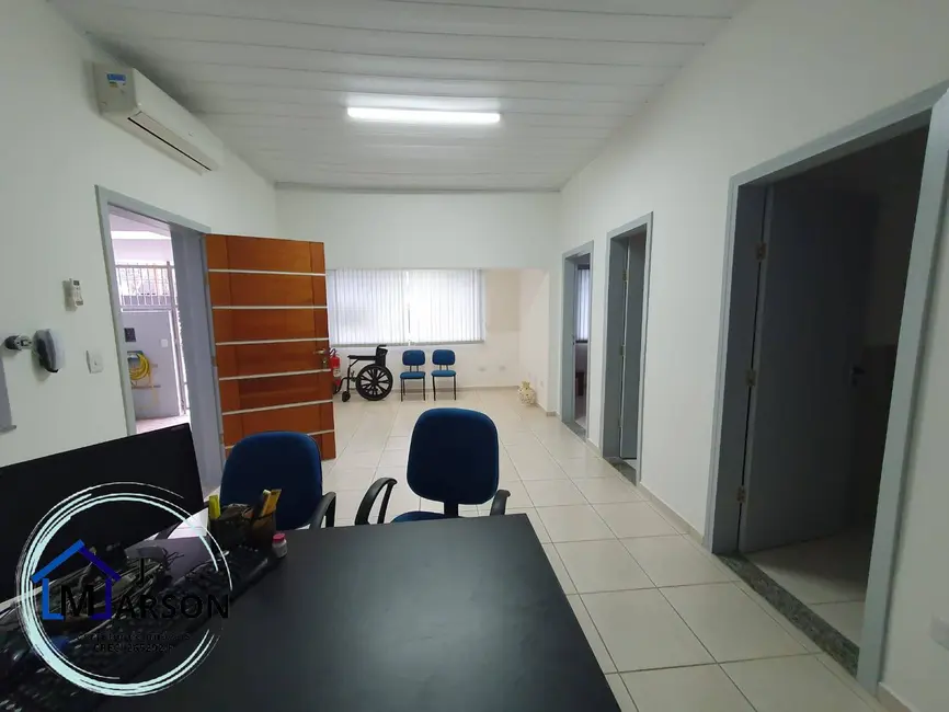 Foto 4 de Sala Comercial para alugar, 100m2 em Centro, Caraguatatuba - SP