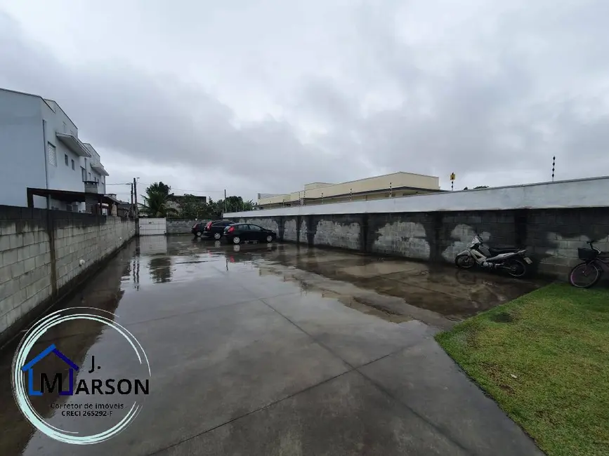 Foto 3 de Casa com 2 quartos para alugar, 70m2 em Balneário Recanto do Sol, Caraguatatuba - SP