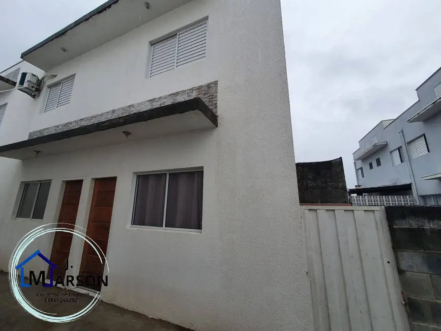 Foto 2 de Casa com 2 quartos para alugar, 70m2 em Balneário Recanto do Sol, Caraguatatuba - SP