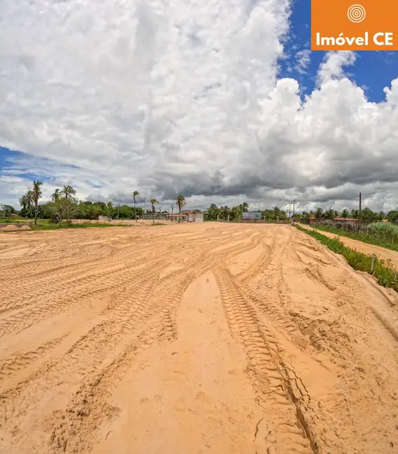 Foto 2 de Terreno / Lote à venda, 240m2 em Paracuru - CE