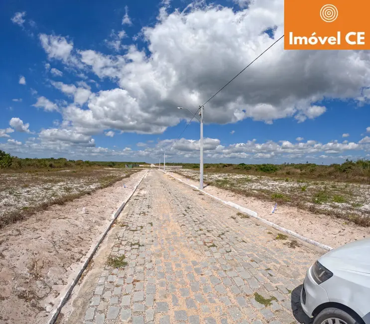 Foto 1 de Terreno / Lote à venda, 150m2 em Cruz - CE