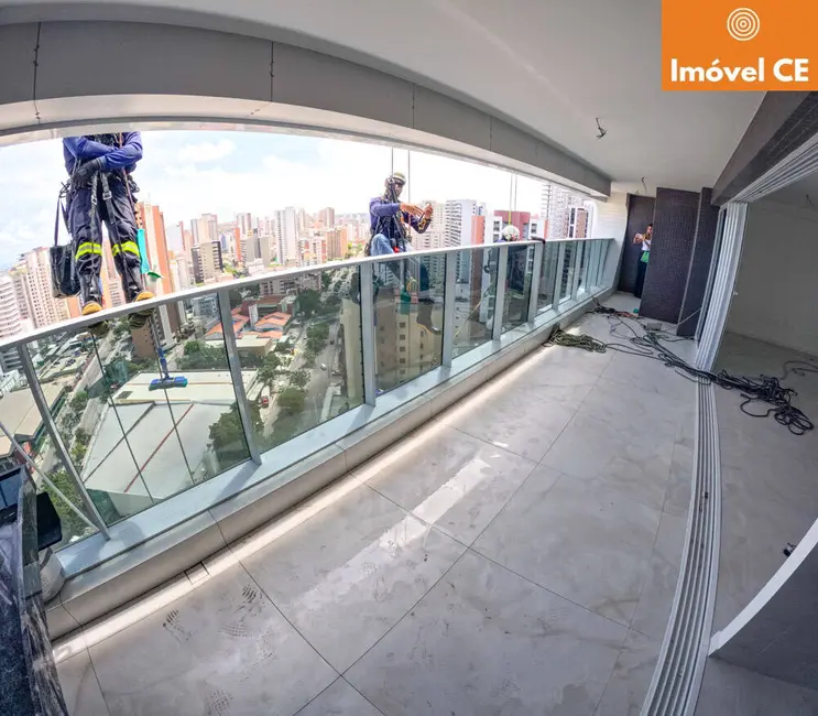 Apartamento com 3 quartos à venda, 153m2 em Meireles, Fortaleza - CE - imagem 3 Foto 3 de Apartamento com 3 quartos à venda, 153m2 em Meireles, Fortaleza - CE