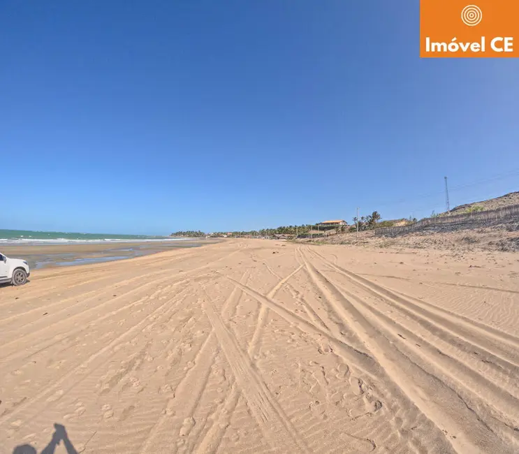 Foto 2 de Terreno / Lote à venda, 14000m2 em Amontada - CE
