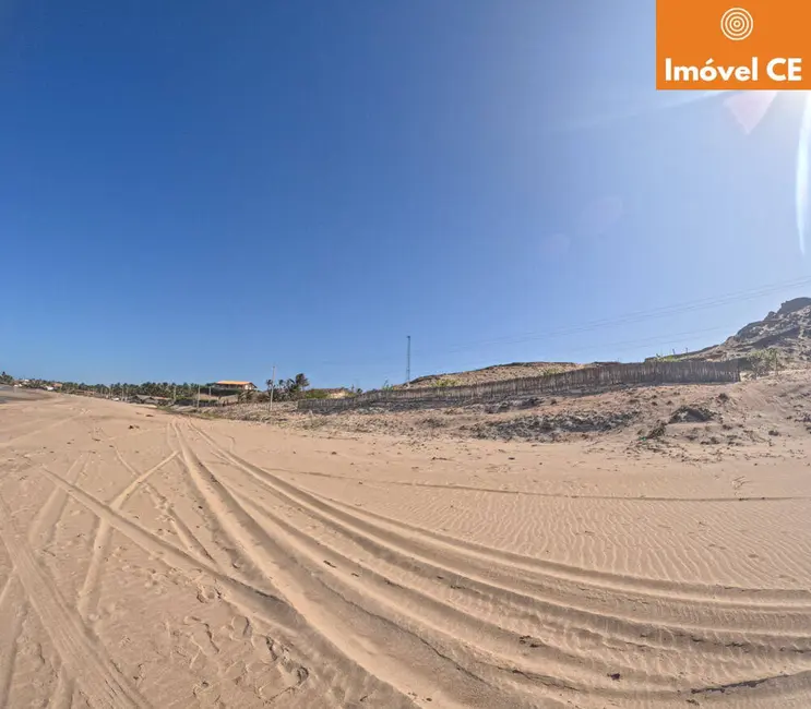 Foto 1 de Terreno / Lote à venda, 14000m2 em Amontada - CE