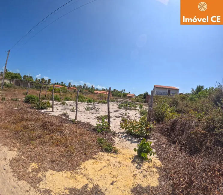 Foto 7 de Terreno / Lote à venda, 330m2 em Amontada - CE