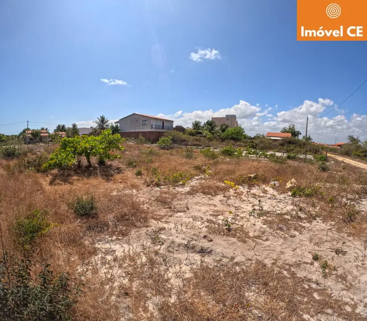 Foto 5 de Terreno / Lote à venda, 330m2 em Amontada - CE