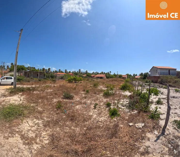 Foto 3 de Terreno / Lote à venda, 330m2 em Amontada - CE