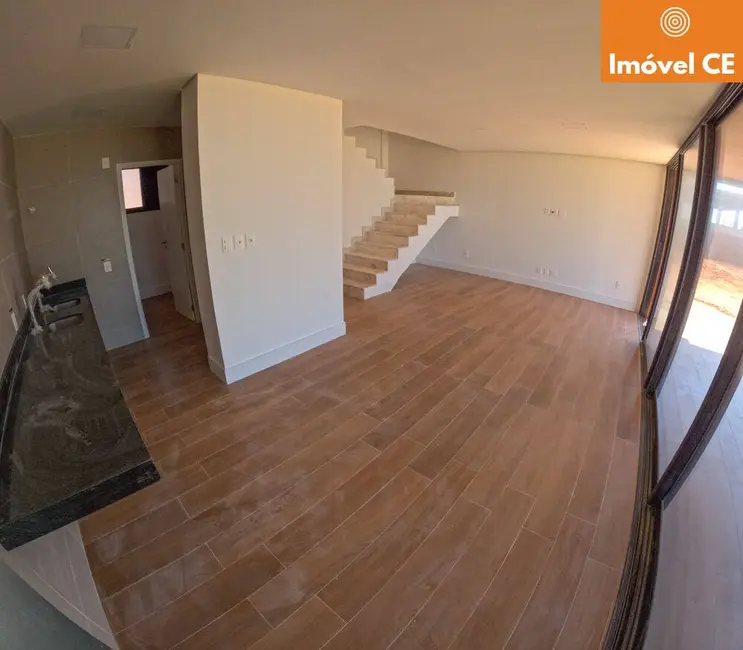 Casa com 4 quartos à venda, 251m2 em Aquiraz - CE - imagem 6 Foto 6 de Casa com 4 quartos à venda, 251m2 em Aquiraz - CE