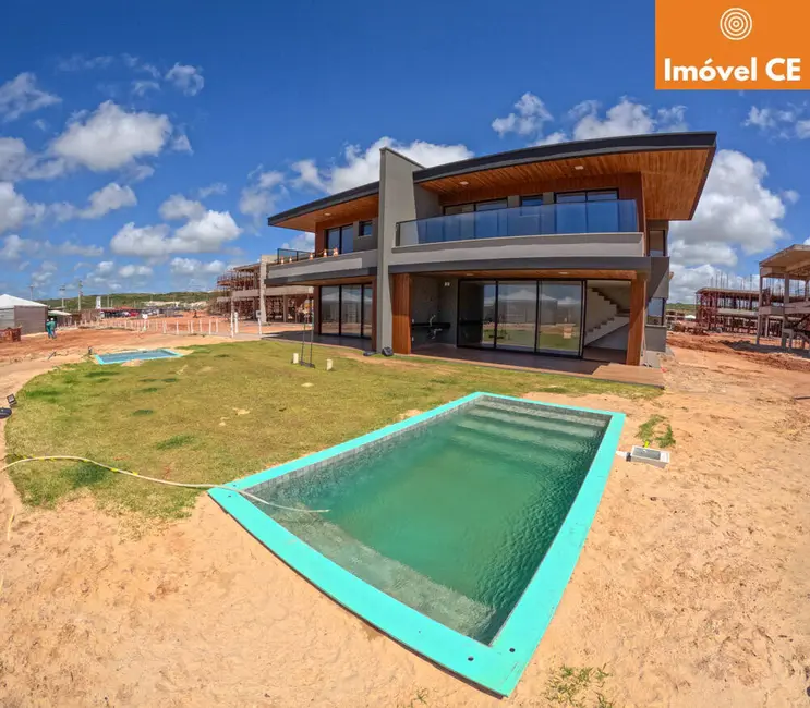 Foto 1 de Casa com 4 quartos à venda, 251m2 em Aquiraz - CE