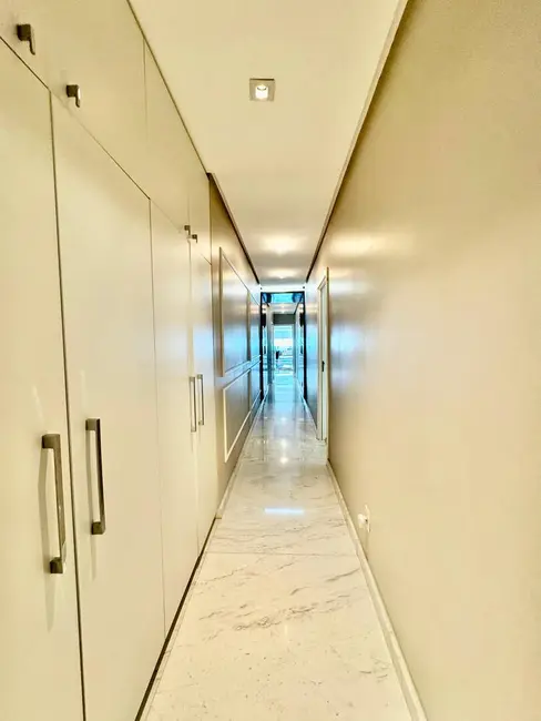 Apartamento com 4 quartos à venda, 328m2 em Mucuripe, Fortaleza - CE - imagem 9 Foto 9 de Apartamento com 4 quartos à venda, 328m2 em Mucuripe, Fortaleza - CE